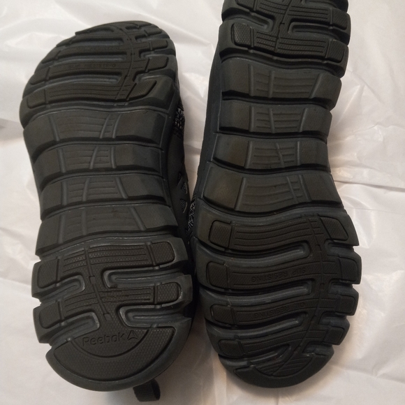 "Step Up Your Game: Reebok Sublite Cushion Steel Toe Work Shoes - Men's 7W!" - Picture 3 of 8